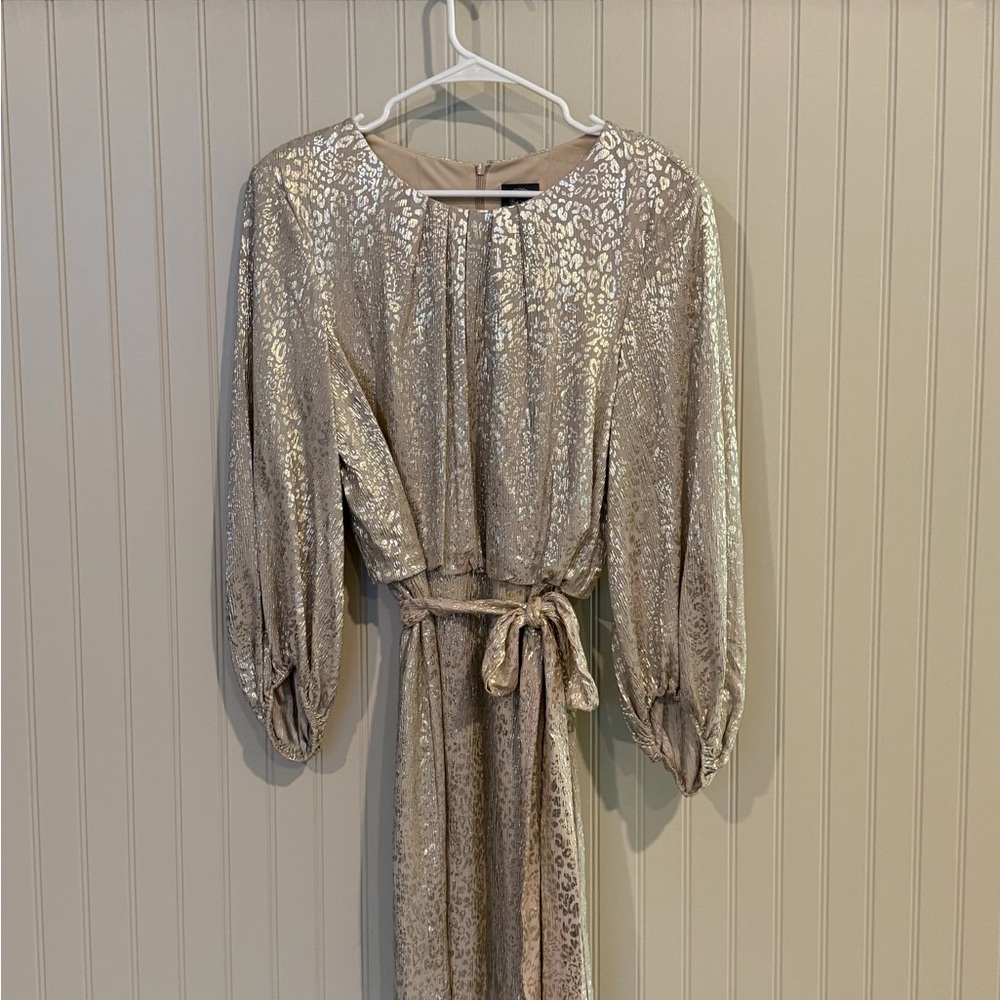 Vince Camuto Gold Leopard Long Sleeved Dress